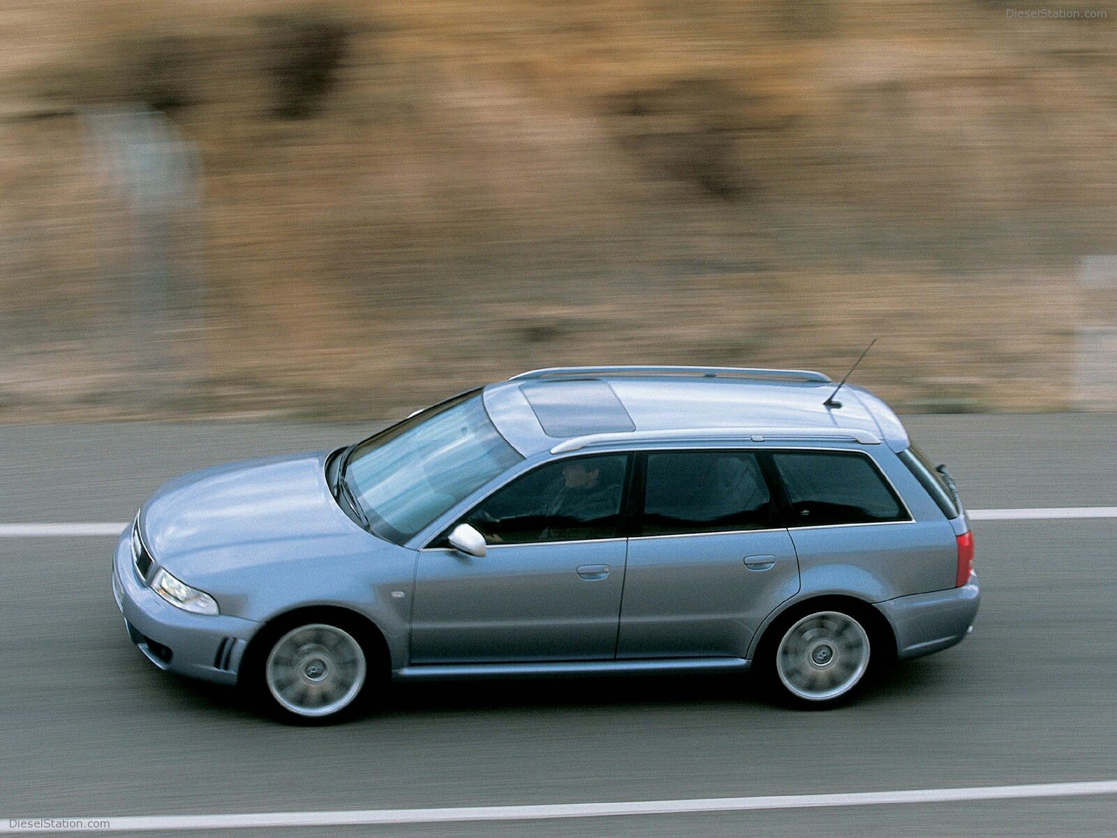 Audi RS4 (2000)